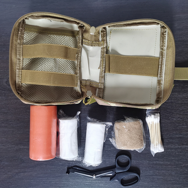 Low MOQ Outdoor First Aid Kit First Aid Kit Car Survival Kit